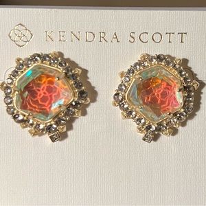 Kendra Scott Abelia earrings
